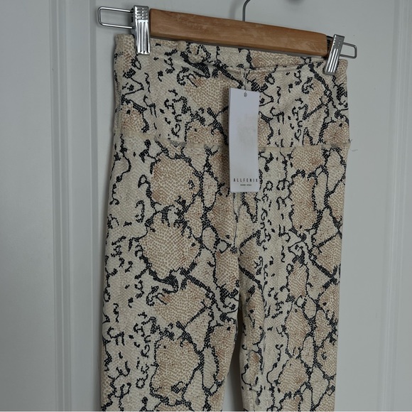 All Fenix Python 7/8 Leggings size XS - Picture 10 of 12